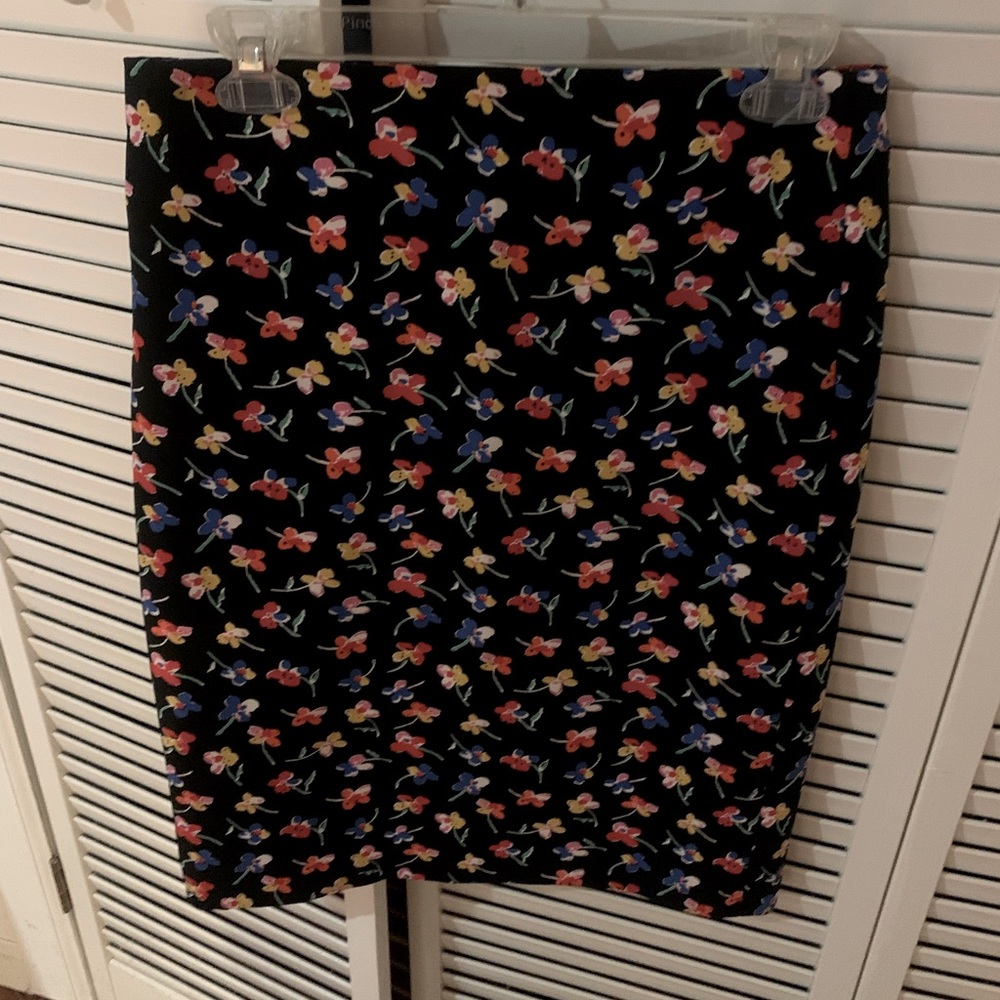 Womens floral pencil skirt